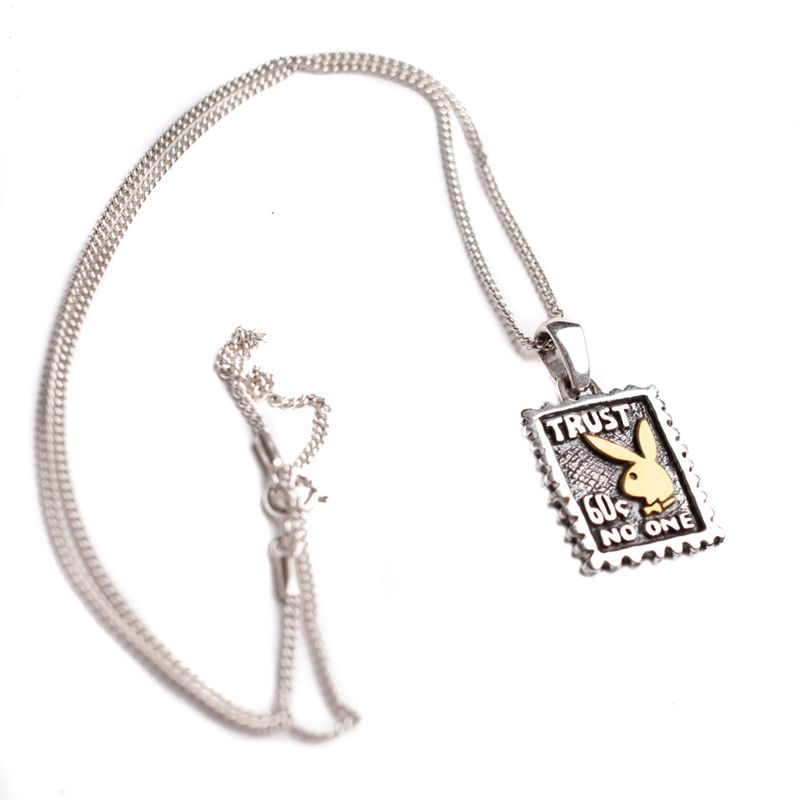 Bijoux Playboy Trust No One Necklace Homme Doré | RMHESIB-95